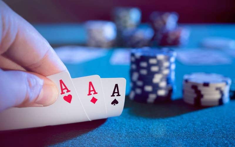 Tâm Lý Khi Chơi Bài Cào Tố: Vũ Khí Vô Hình Quyết Định Thắng Bại 5 Làm chủ cảm xúc sau khi thắng hoặc thua